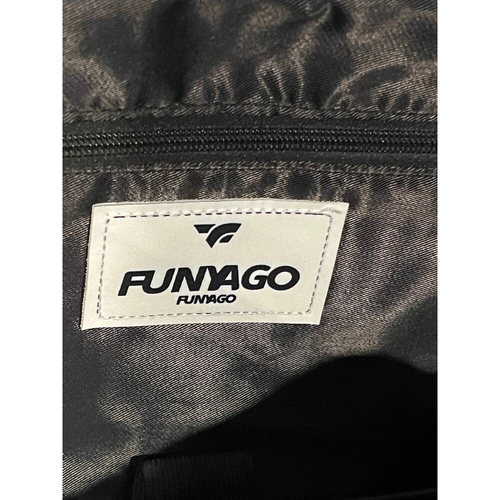 Funyago 40L Top Loading Waterproof Backpack - Picture 5 of 5
